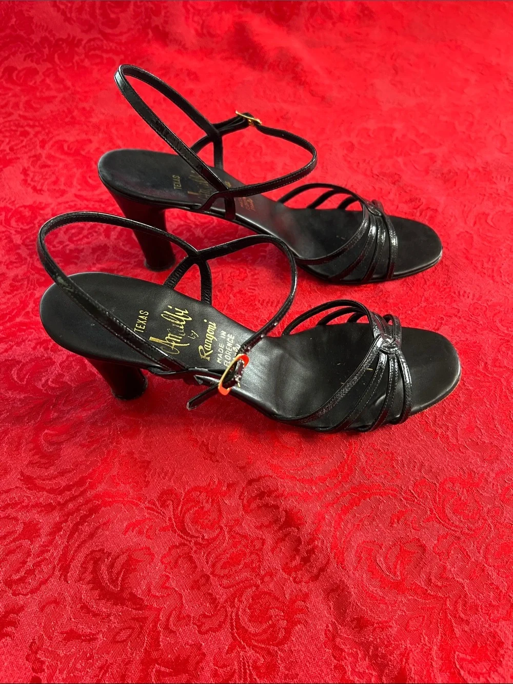 Amalfi by Rangoni Black Leather Strappy Heels Women 9N Italy Sandals
